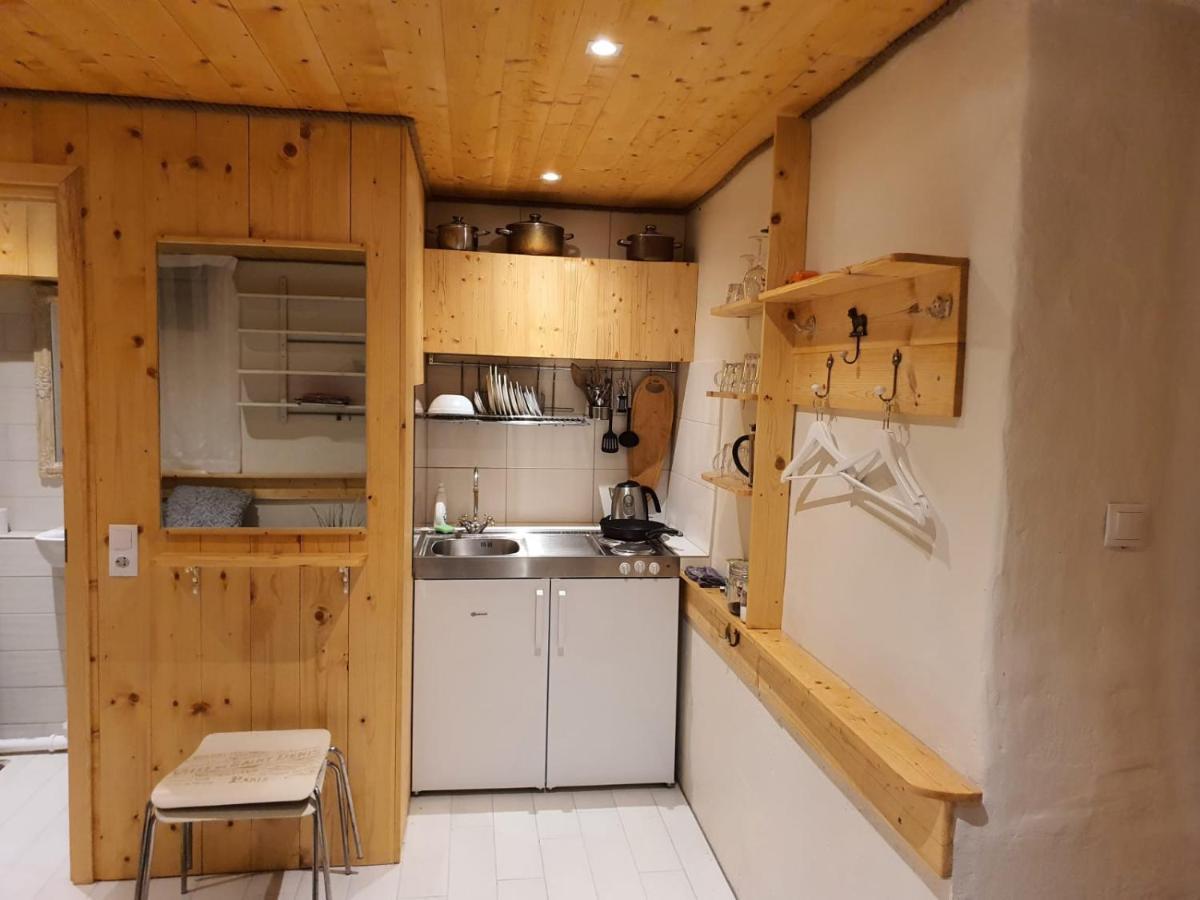 City Center Basement Studio Talin Exterior foto
